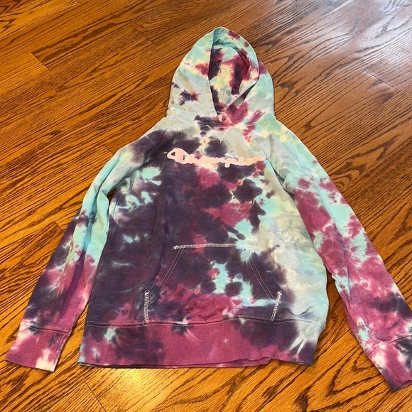 Champion Girl’s Tie Dye Hoodie Size L